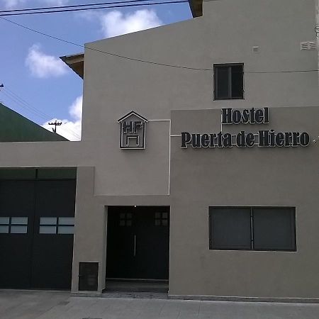 Hostel Puerta De Hierro Villa Alsina Buitenkant foto
