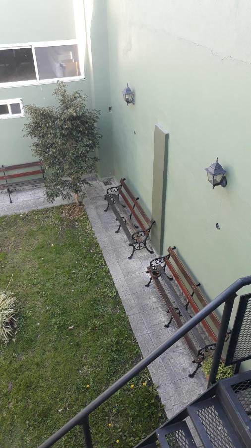 Hostel Puerta De Hierro Villa Alsina Buitenkant foto