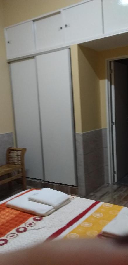 Hostel Puerta De Hierro Villa Alsina Buitenkant foto